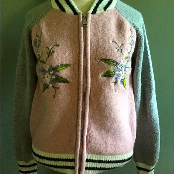 True Craft Jackets & Blazers - 💖Host Pick💖 True Craft knit floral bomber jacket